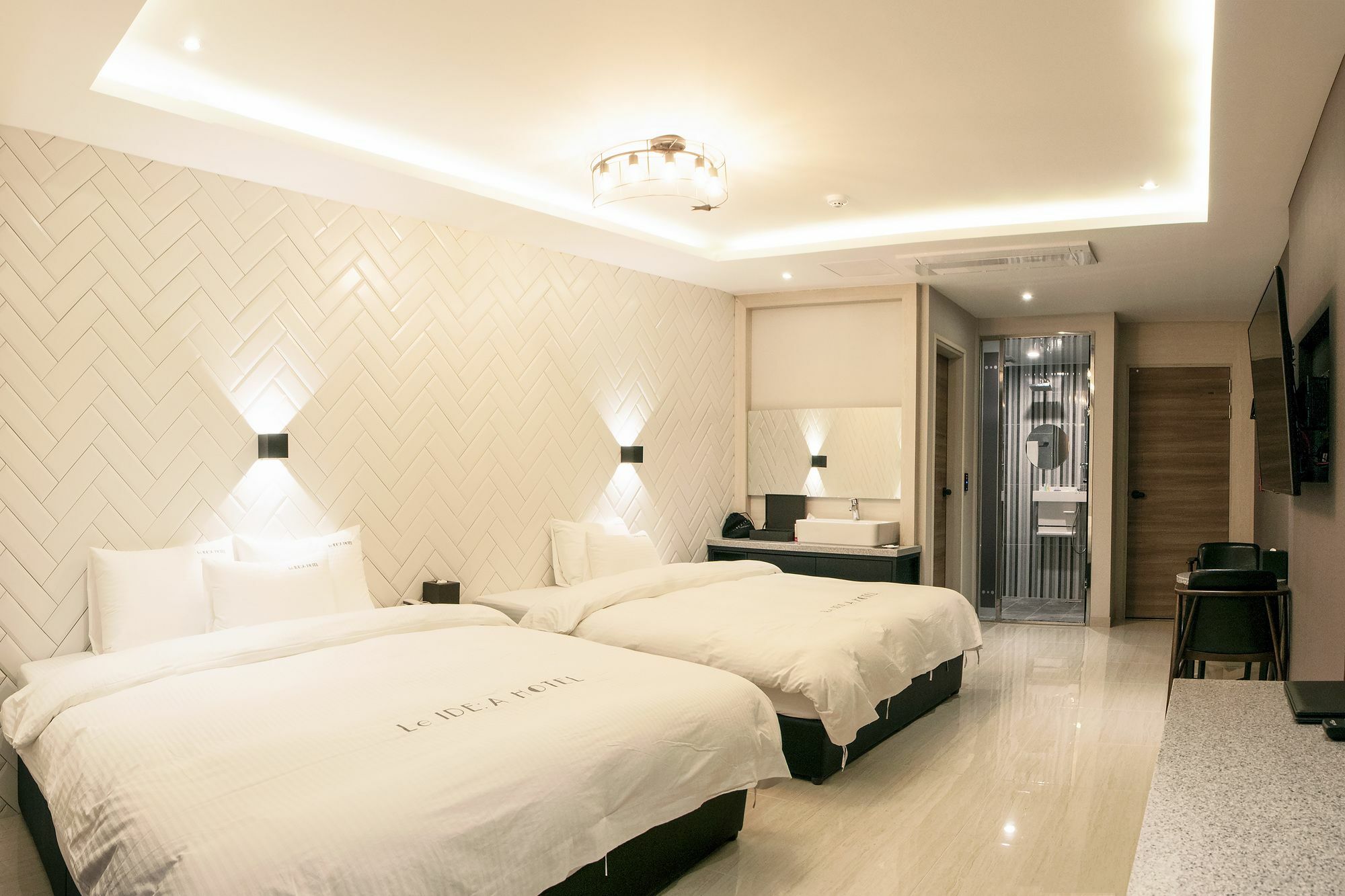Le Idea Hotel Busan Station Екстериор снимка